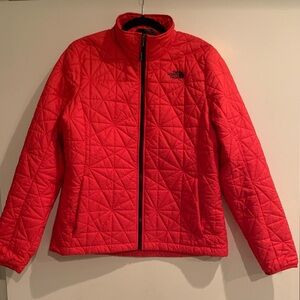 Women’s North Face Lightweight Puffer Jacket Large Red